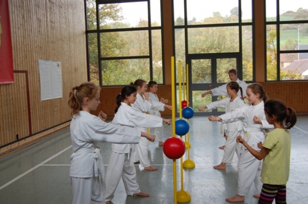 Karate-Training der Kinder