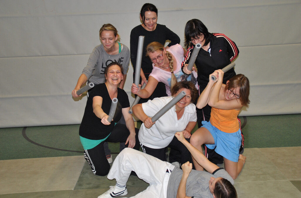 Projektabend Frauen-Selbstverteidigung