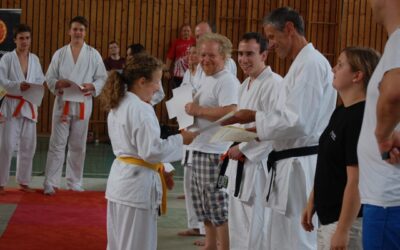 65 Ju Jitsuka meisterten die Prüfung zum nächsten Grad