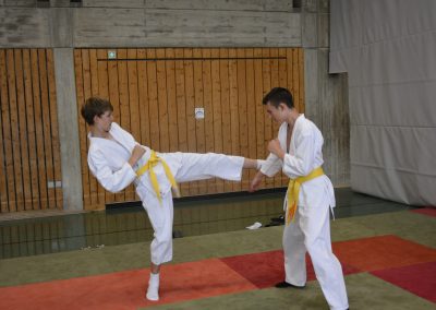 schoener Fussstoss