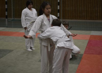 Befreiung aus Umklammerung