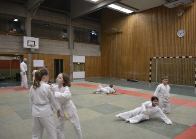 die Mittwochskinder auf gelb